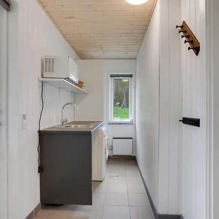 Holiday home Elny - 500m To The Inlet In Western Jutland By Interhome *